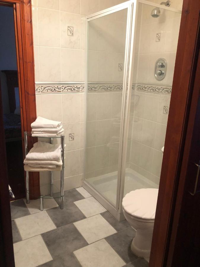 Executive Serviced Apartments 1 Forfar Eksteriør bilde